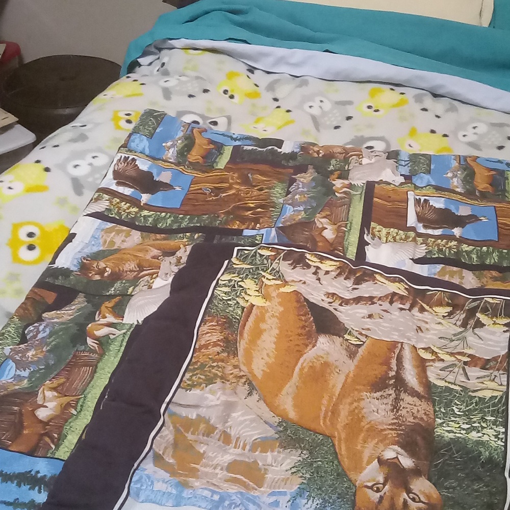 Lap comforter. - Picture 7 of 8